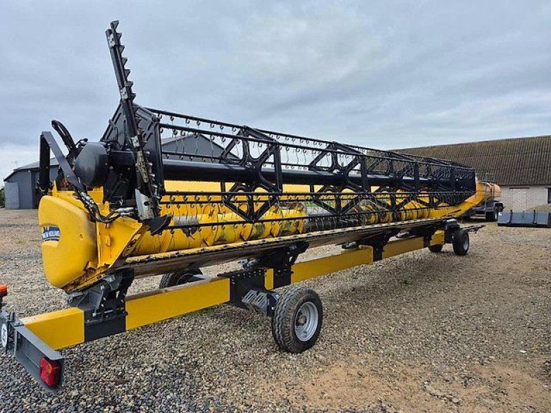 New Holland CX8.90