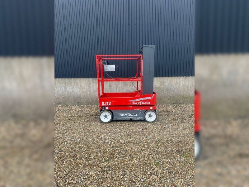 Skyjack SJ12