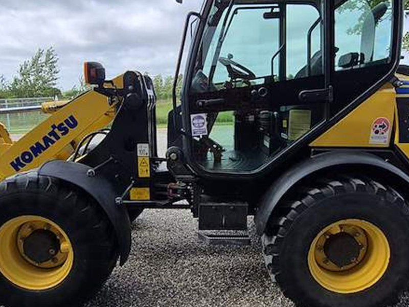 Komatsu WA70-6