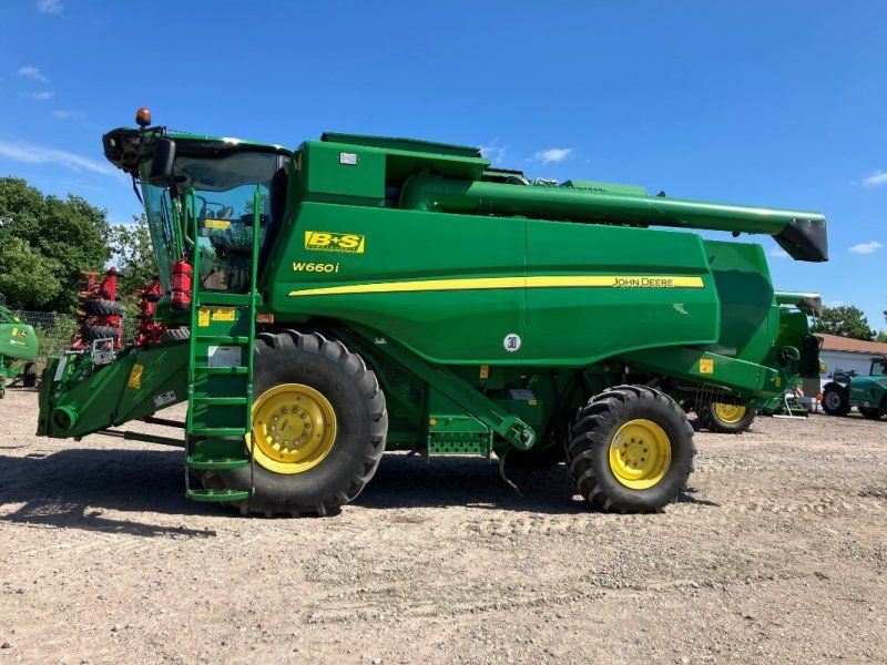 John Deere W660