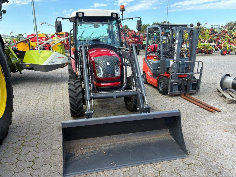 Knegt 504 CG3 mit Stoll Frontlader