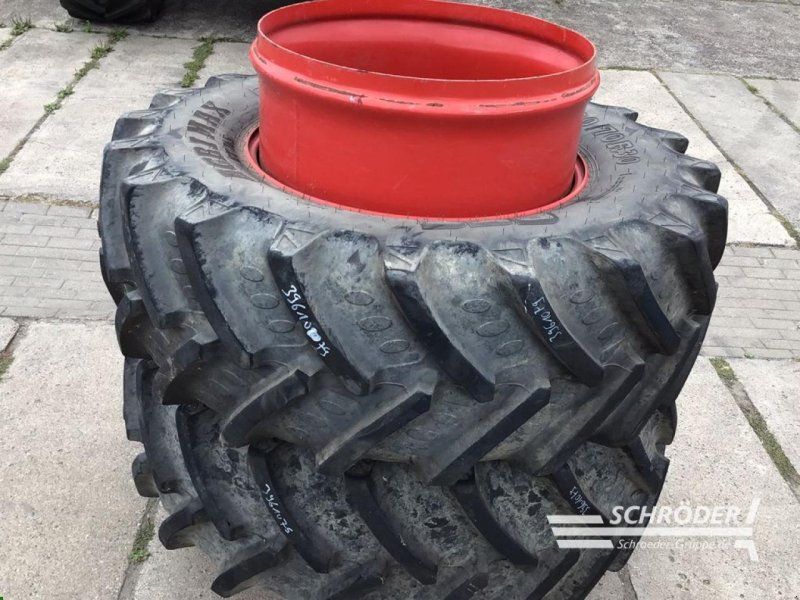 BKT 2X 520/85R42 | 2X 480/70R30