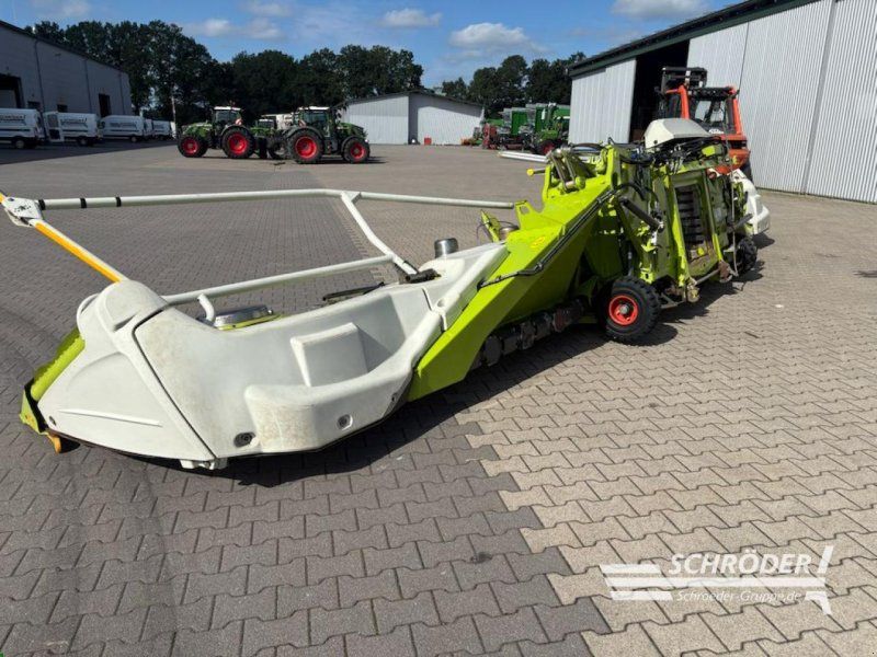 Claas ORBIS 900