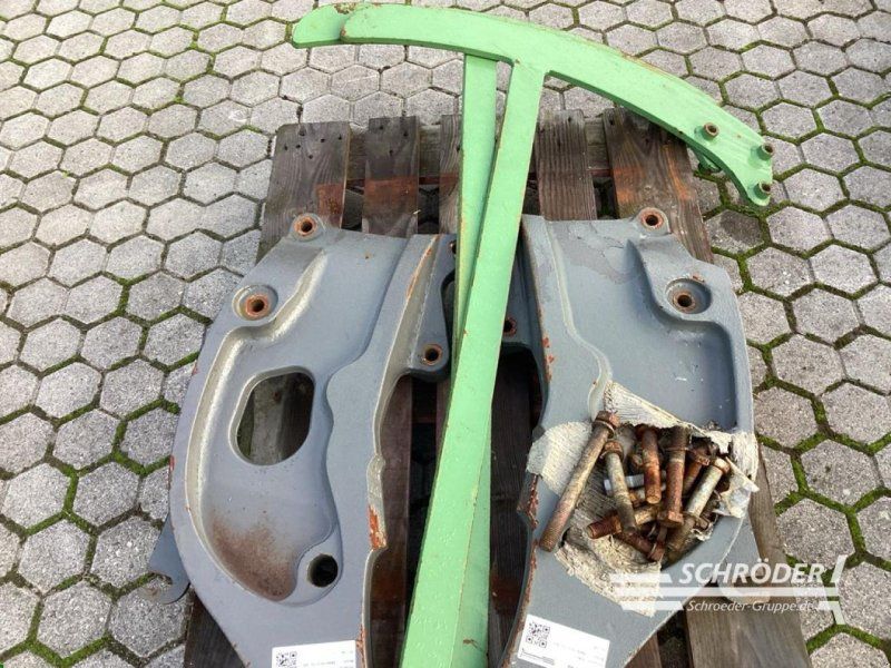 Fendt FRONTLADERANBAUTEILE 714-820