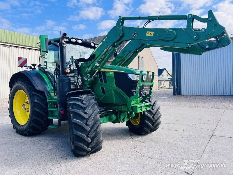 John Deere 6R 195
