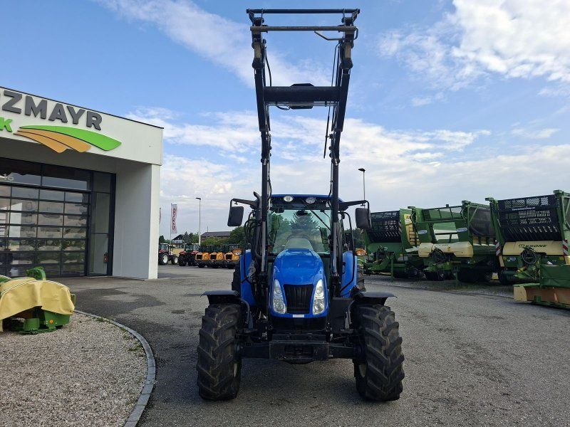 New Holland T5030