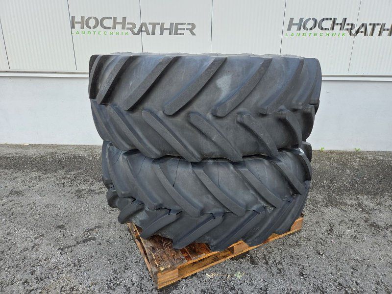 Michelin Kompletträder 650/65R38 & 540/65R28