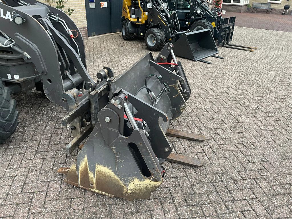 Mecalac AS600