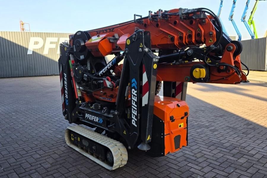 Jekko SPX532CL Electric, Remote Controlled, 17.3m Liftin
