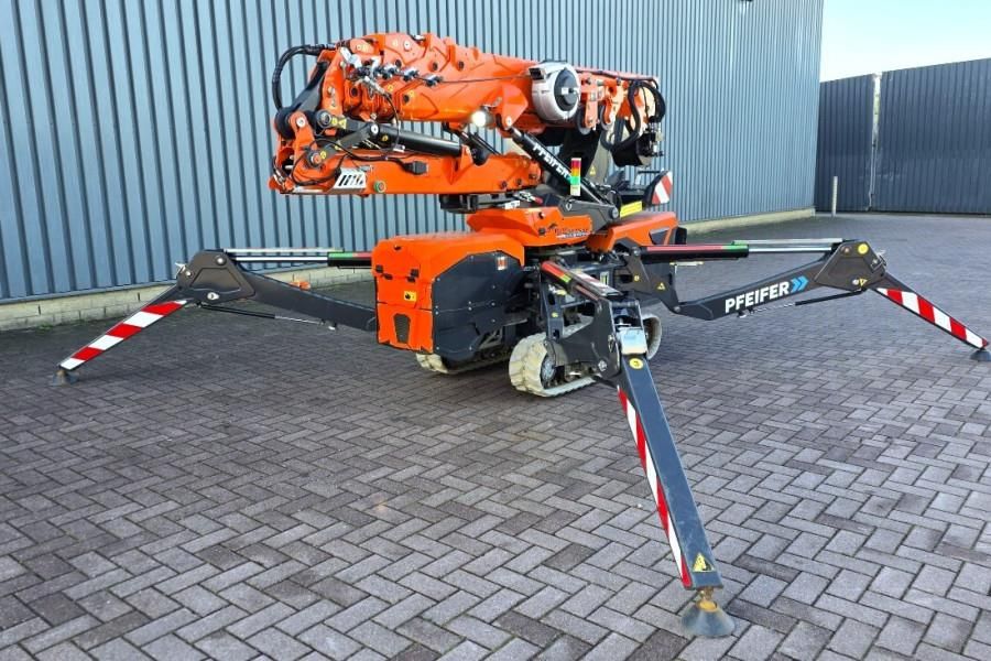 Jekko SPX532CL Electric, Remote Controlled, 17.3m Liftin