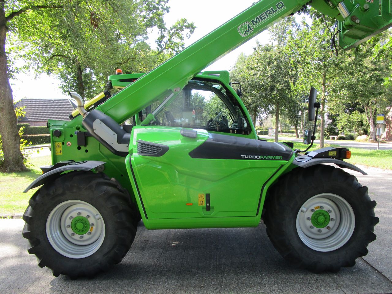Merlo 42.7 tf 140 pk 383 uren !!!!!!!
