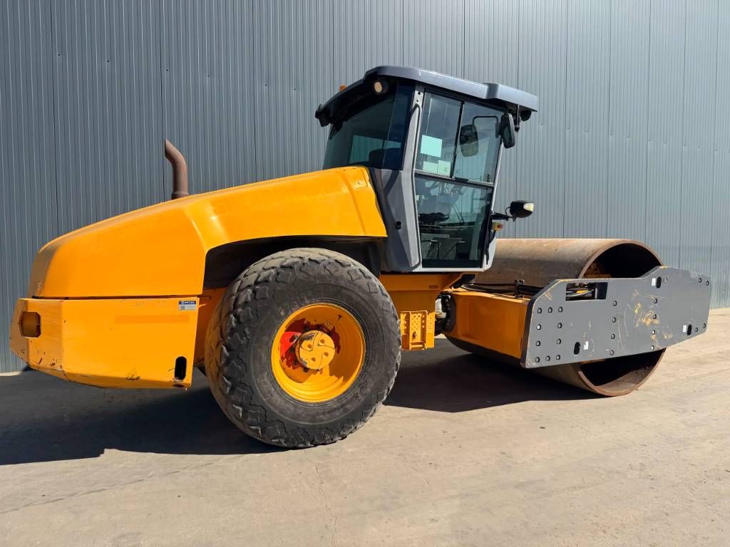 Dynapack CA6000D