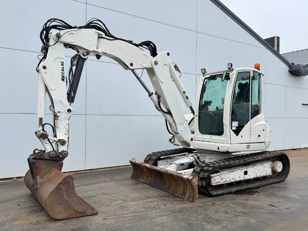 Mecalac 10MCR - Many extra attachments! Auto Lube