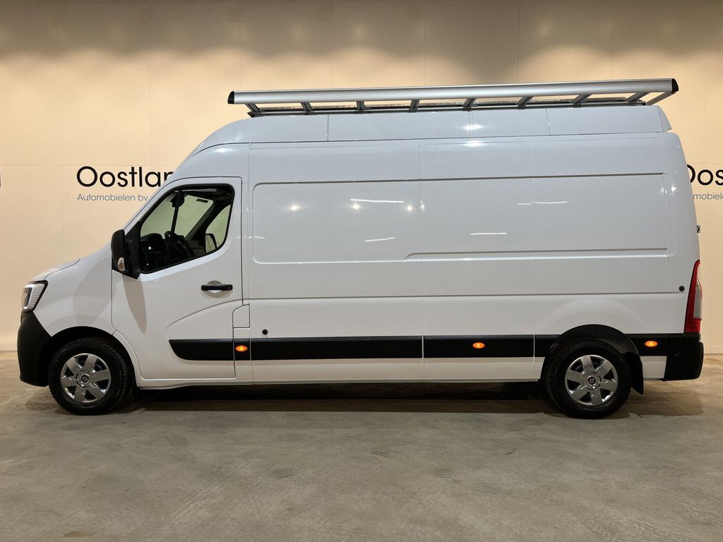 Renault Master 2.3 dCi 150 PK L3H3 Automaat / Euro 6 / Airco / Cruise Control / CarPlay / Camera / Trekhaak / Navigatie / 3-Zits