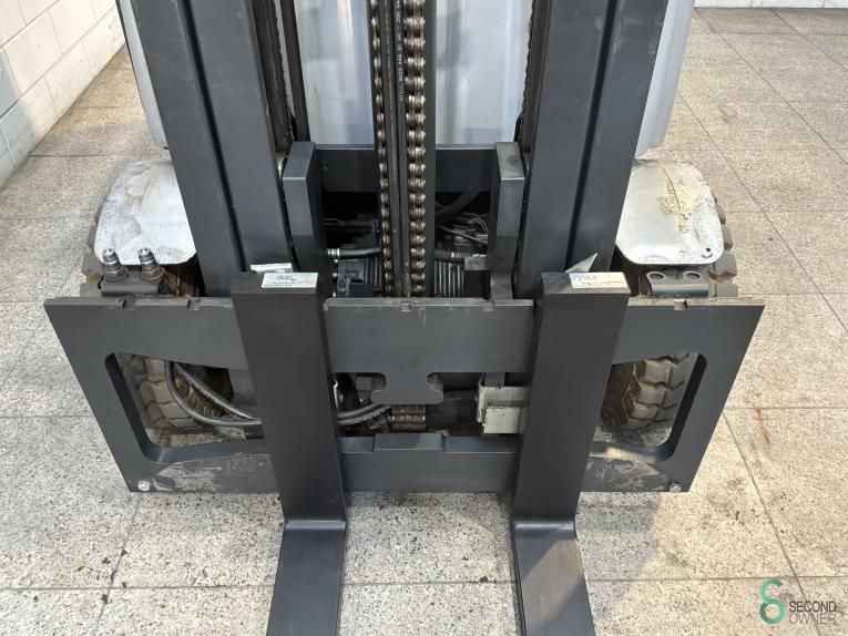 Forklifts Electric Still RX60-25 2015 Non-marking