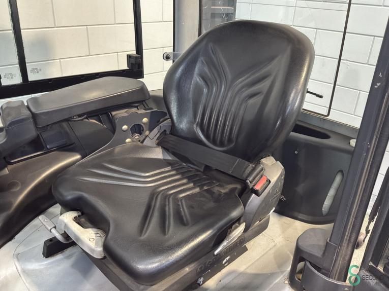 Forklifts Electric Still RX60-25 2015 Non-marking