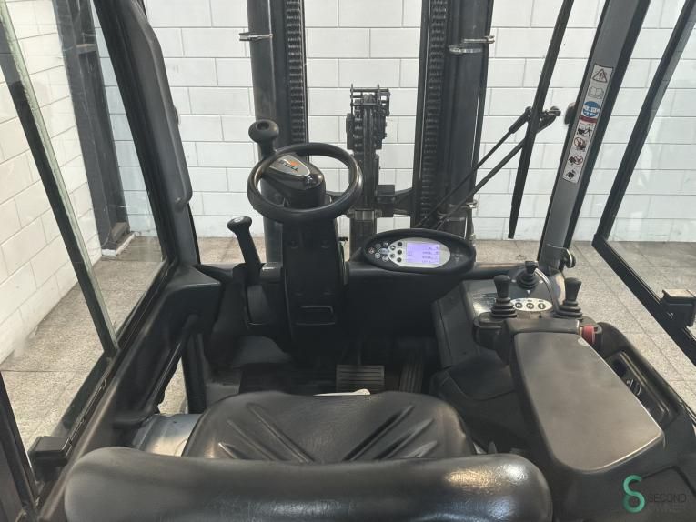 Forklifts Electric Still RX60-25 2015 Non-marking