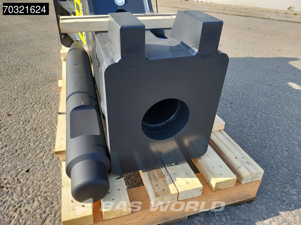 Mustang HM2900 NEW UNUSED - SUITS 26-45 TON