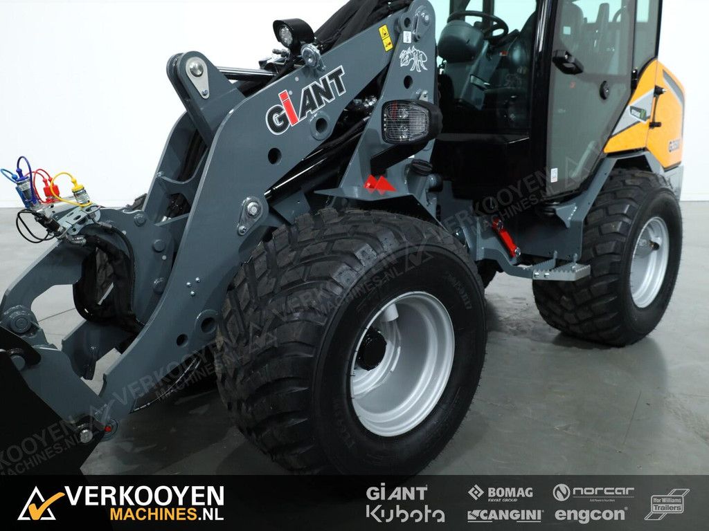 2026 Giant G3500 (Cabine) VV1529