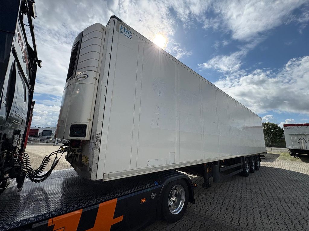 Schmitz Cargobull N/A Carrier Vector 1550 D+E 250B 265H APK/TUV 12-2026