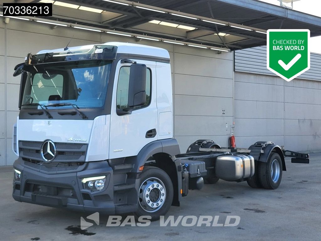 Mercedes Actros 1835 4X2 NEW chassis 5200mm wheelbase Full Air suspension Automatic Euro 6