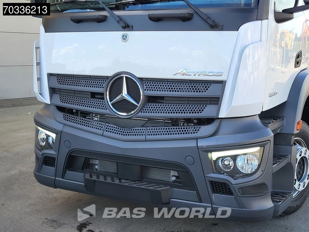Mercedes Actros 1835 4X2 NEW chassis 5200mm wheelbase Full Air suspension Automatic Euro 6