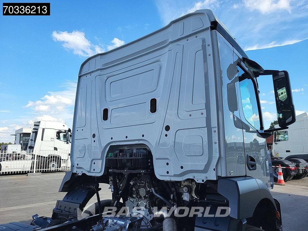 Mercedes Actros 1835 4X2 NEW chassis 5200mm wheelbase Full Air suspension Automatic Euro 6