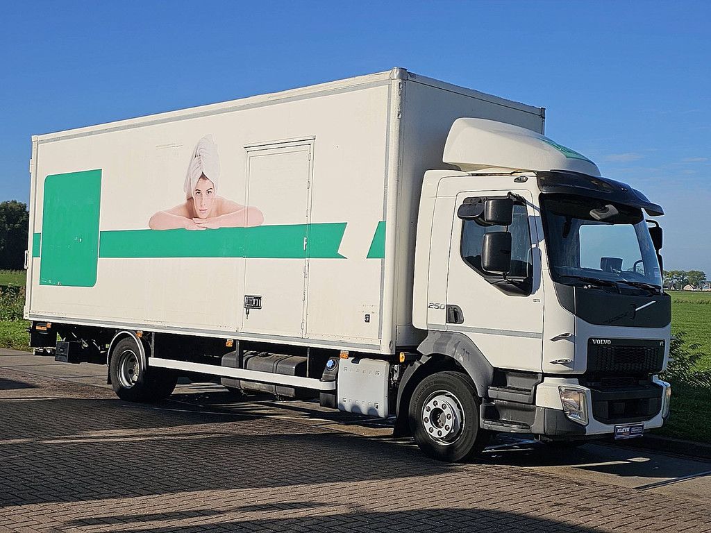 VOLVO FL 250.12