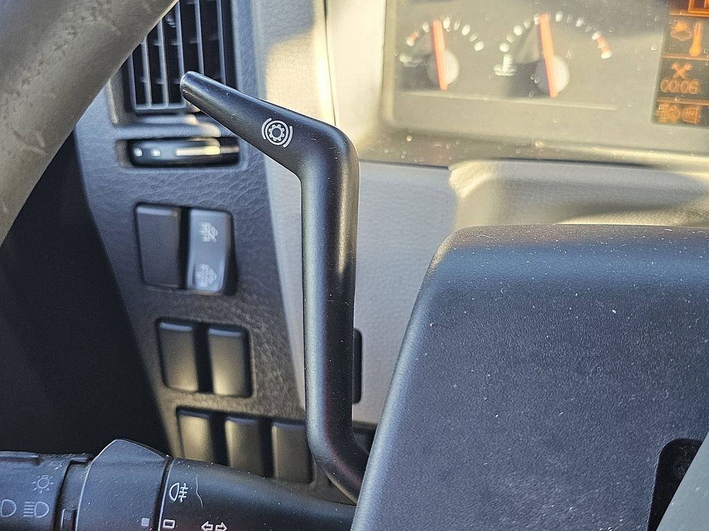 VOLVO FL 250.12