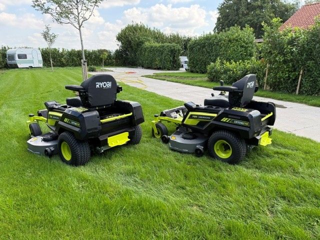 Ryobi RYZTRX137 electrische zero turn maaier