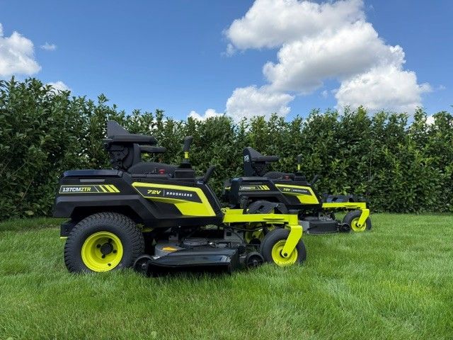 Ryobi RYZTRX137 electrische zero turn maaier
