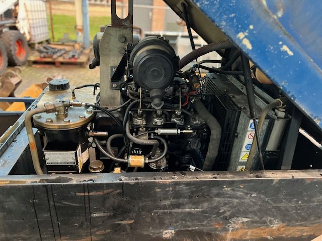 2x Doosan / Ingersoll-Rand 721 Lucht Compressor stationaire