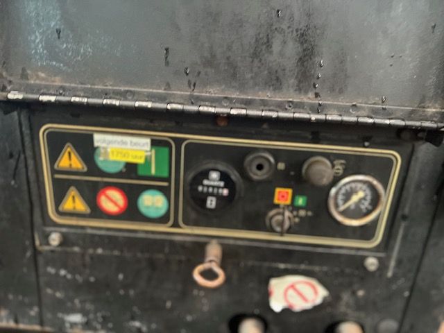 2x Doosan / Ingersoll-Rand 721 Lucht Compressor stationaire