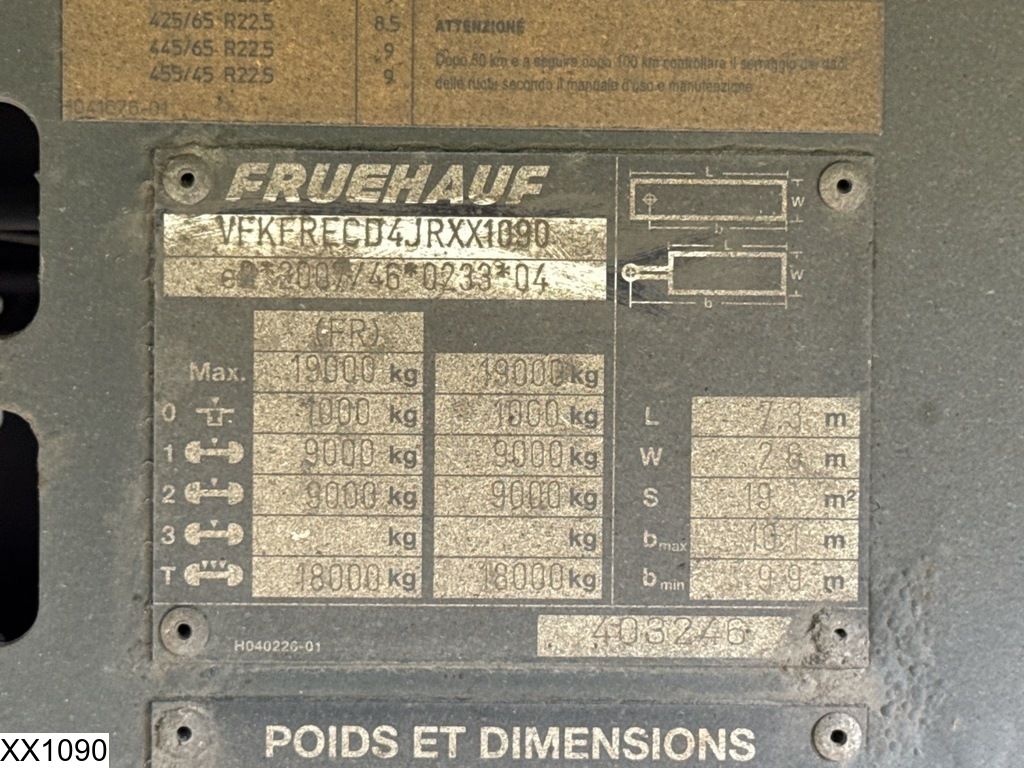 Fruehauf Middenas lifting roof