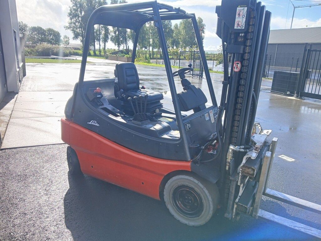 Linde E25