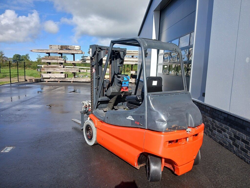 Linde E25