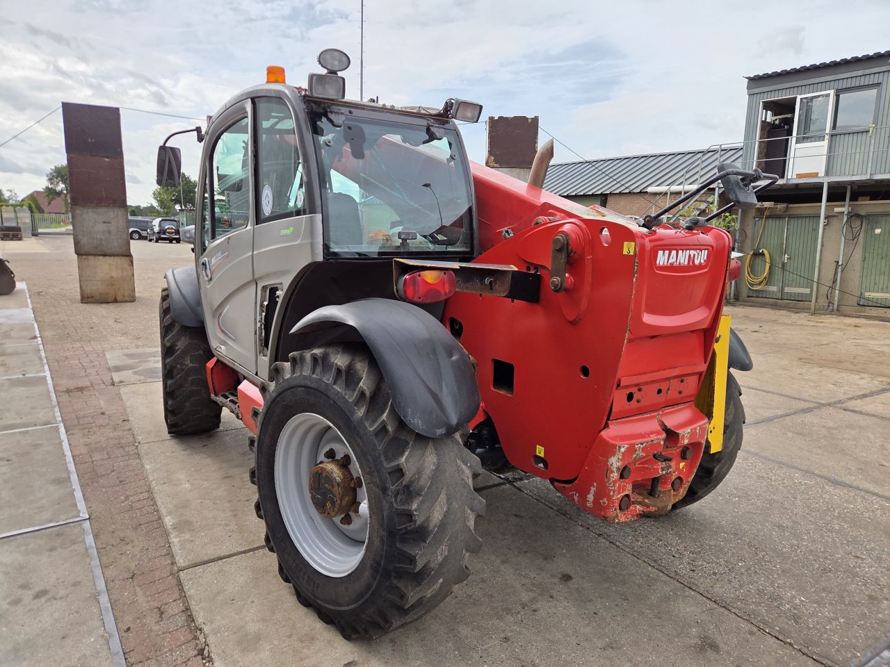 Manitou MT835 ST3B