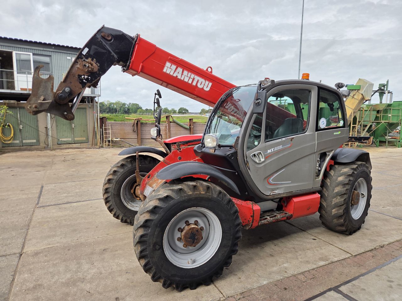 Manitou MT835 ST3B