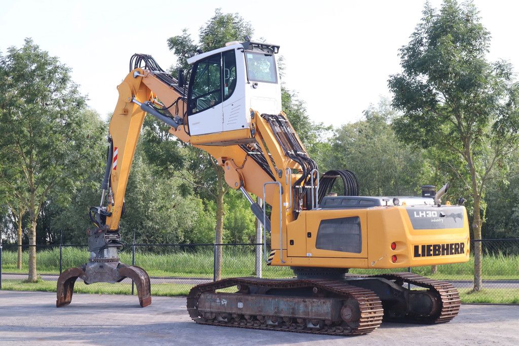 Liebherr LH30M | LH 30 M | OILQUICK | SORTING GRAB