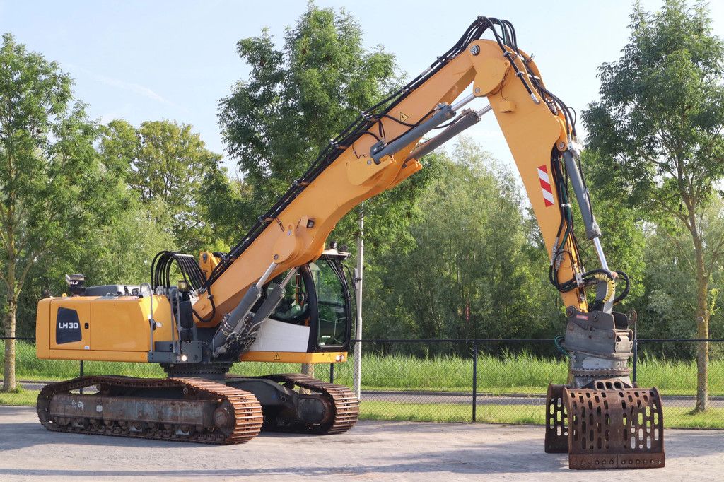 Liebherr LH30M | LH 30 M | OILQUICK | SORTING GRAB