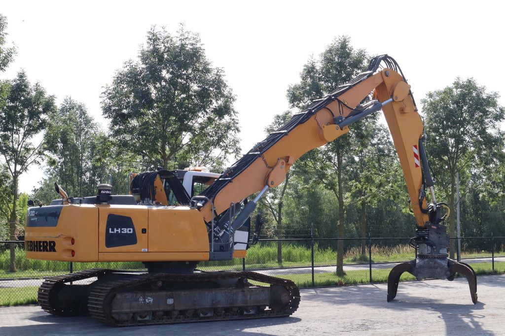 Liebherr LH30M | LH 30 M | OILQUICK | SORTING GRAB