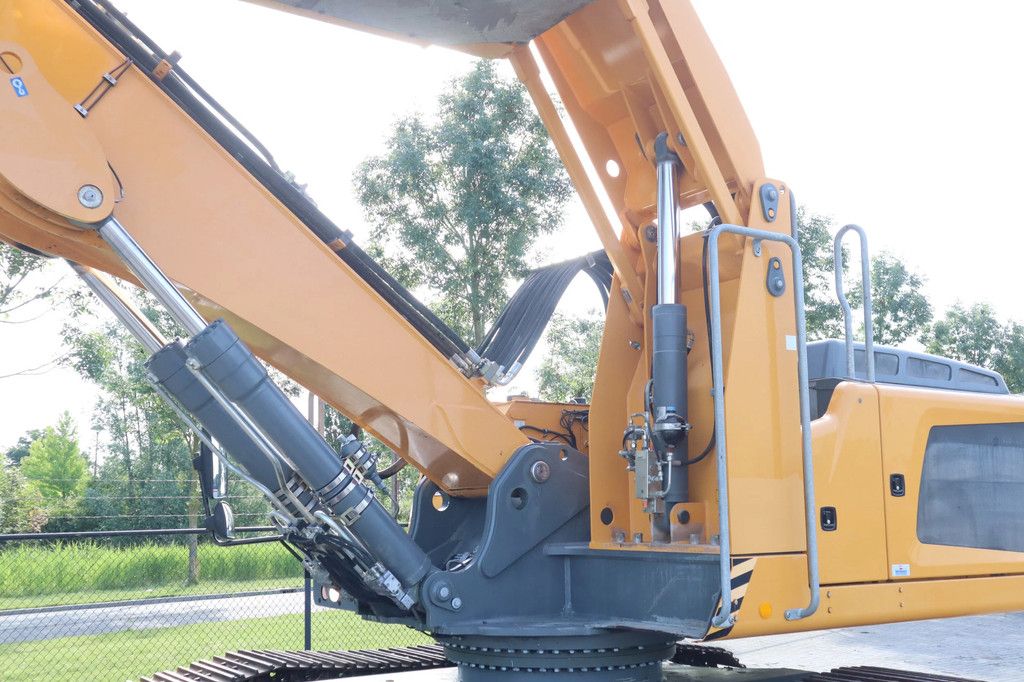 Liebherr LH30M | LH 30 M | OILQUICK | SORTING GRAB