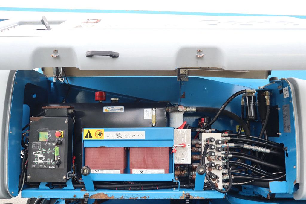 Genie ZX-135 /70 | 43 METER | 272 KG | LOW HOURS