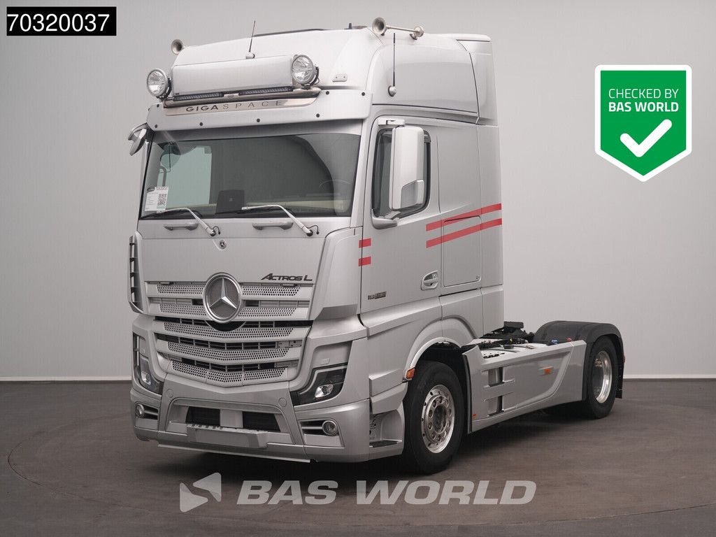 Mercedes Actros Actros 1963 4X2 GigaSpace Retarder Full-Air APK 01-2027 2xTanks Alcoa's ACC Navi