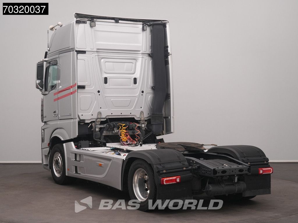 Mercedes Actros Actros 1963 4X2 GigaSpace Retarder Full-Air APK 01-2027 2xTanks Alcoa's ACC Navi