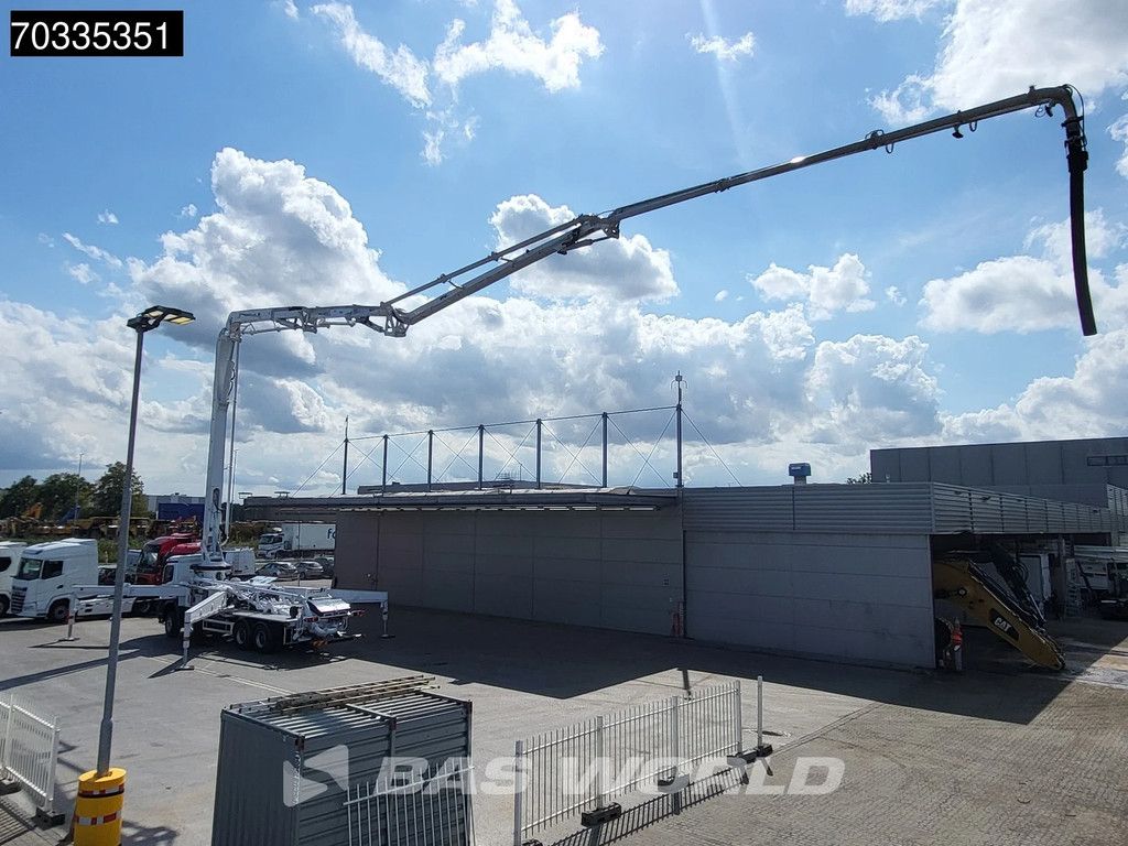Mercedes Arocs 4542 8X4 47 mtrs SWAN TSP 47-5 160RZ concrete pump Full Steel Automatic Euro 3