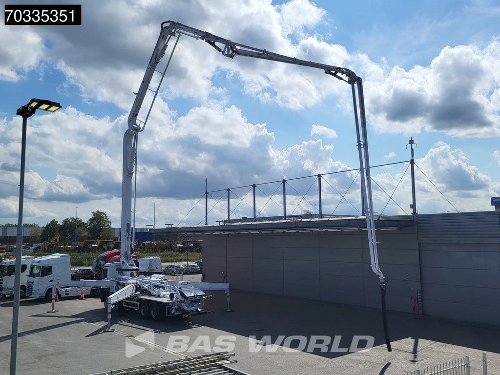 Mercedes Arocs 4542 8X4 47 mtrs SWAN TSP 47-5 160RZ concrete pump Full Steel Automatic Euro 3