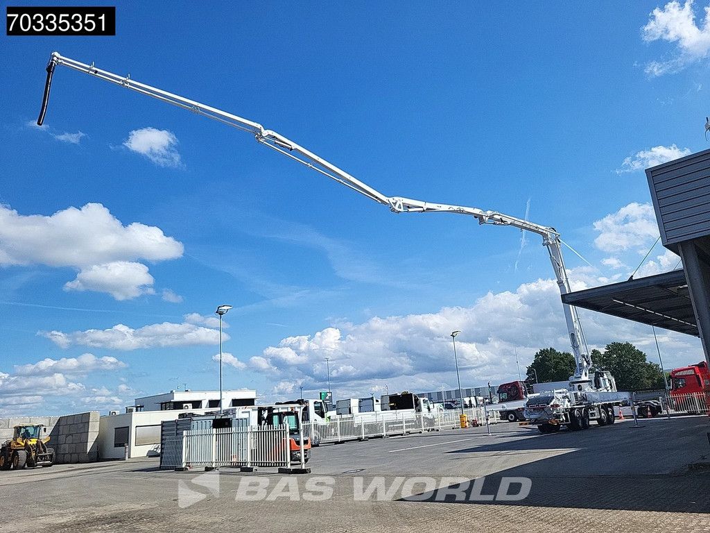 Mercedes Arocs 4542 8X4 47 mtrs SWAN TSP 47-5 160RZ concrete pump Full Steel Automatic Euro 3