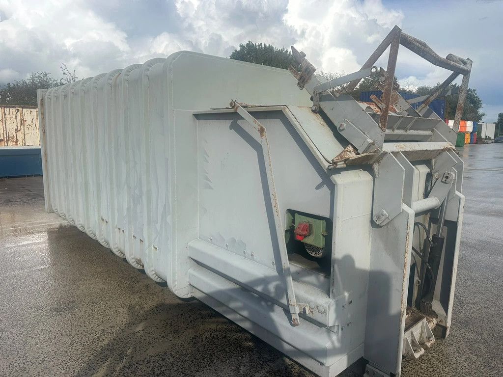 Kiggen 20m3 perscontainer gebruikt