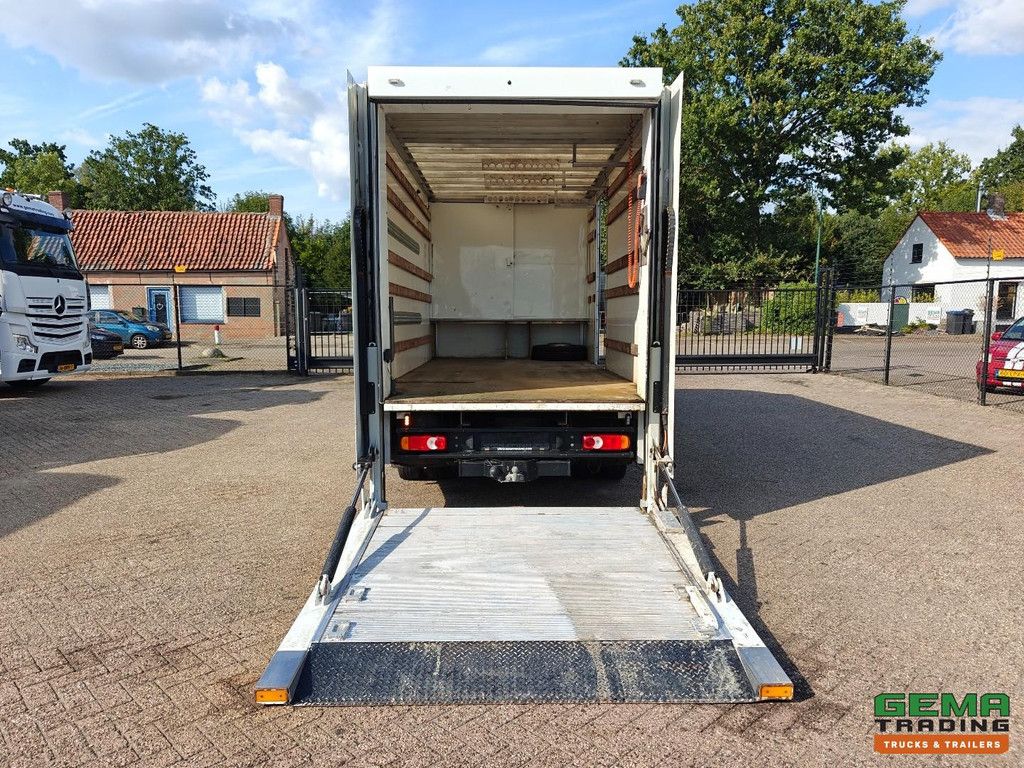 Nissan Atleon 4x2 Day Cab Euro5 - 8T - Boxed Body 5.3M + Portal Lift 1000KG + Towbar - 77,000km Original